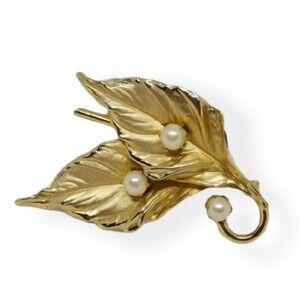 Vintage Gold tone Leaf Brooch Pin With Faux Pearl Accents